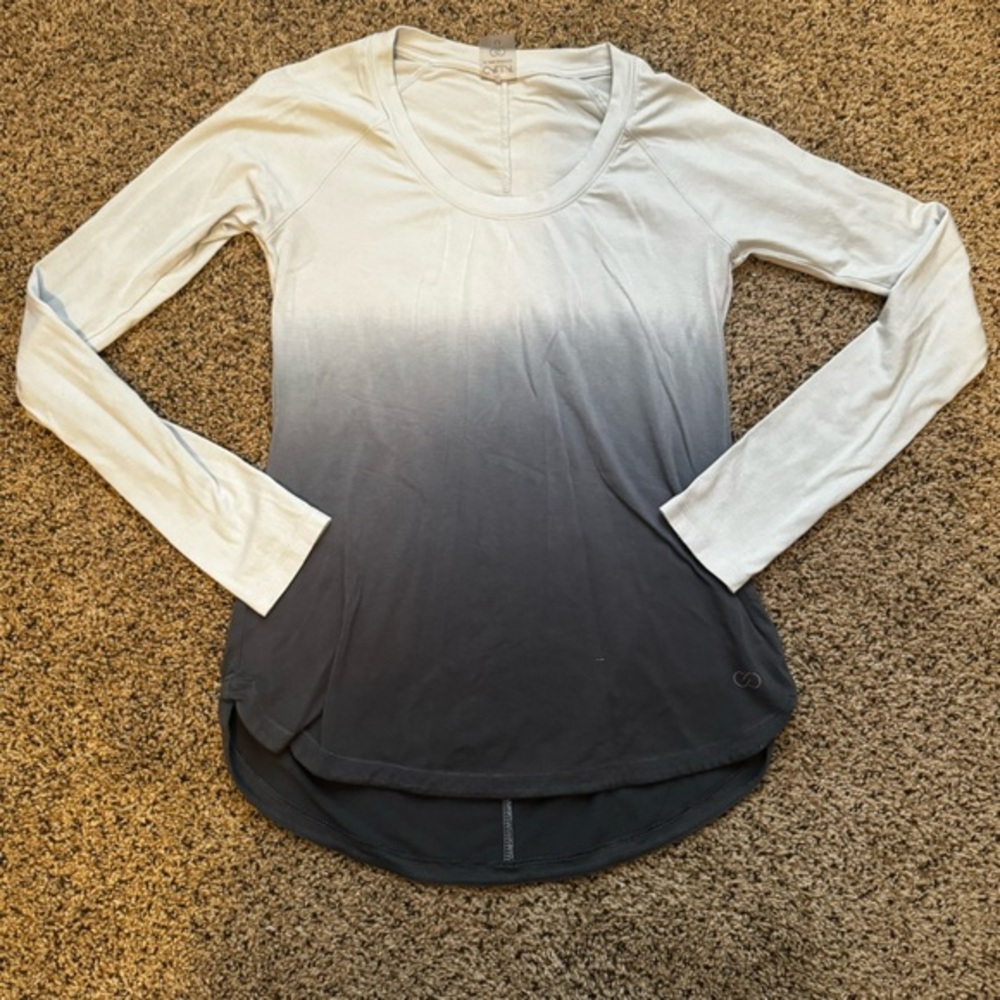 Calia long sleeve ombre shirt size M